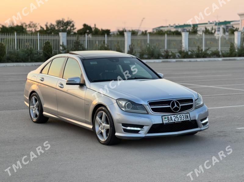 Mercedes-Benz C350 2012 - 220 000 TMT - Балканабат - img 3