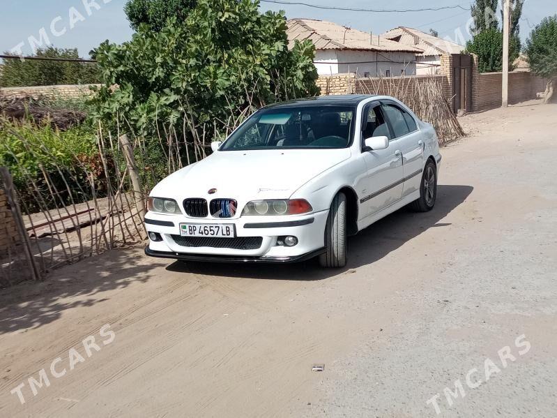 BMW E39 2000 - 85 000 TMT - Ходжамбаз - img 5