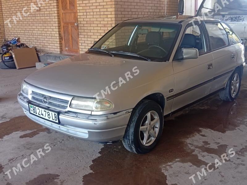 Opel Astra 1992 - 40 000 TMT - Farap - img 7