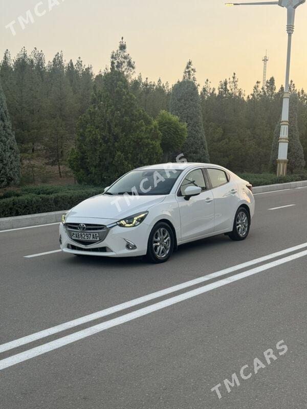 Toyota Yaris 2017 - 159 999 TMT - Ашхабад - img 2