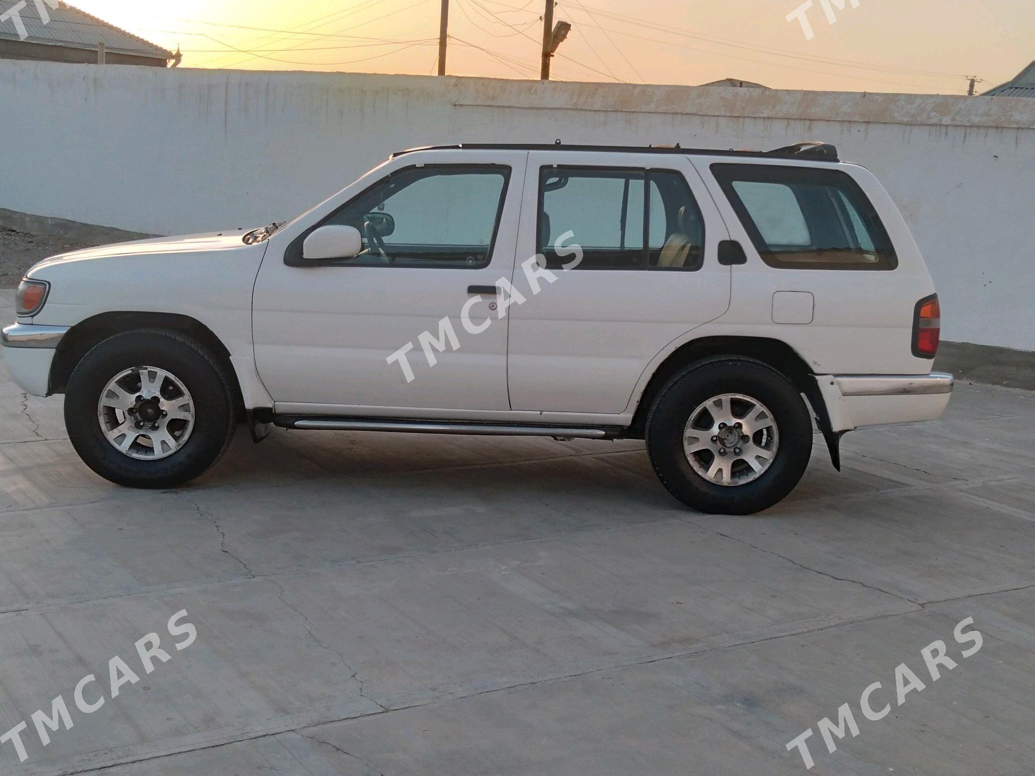 Nissan Pathfinder 1997 - 62 000 TMT - Серахс - img 4