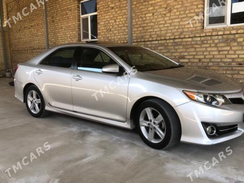 Toyota Camry 2012 - 250 000 TMT - Мары - img 2