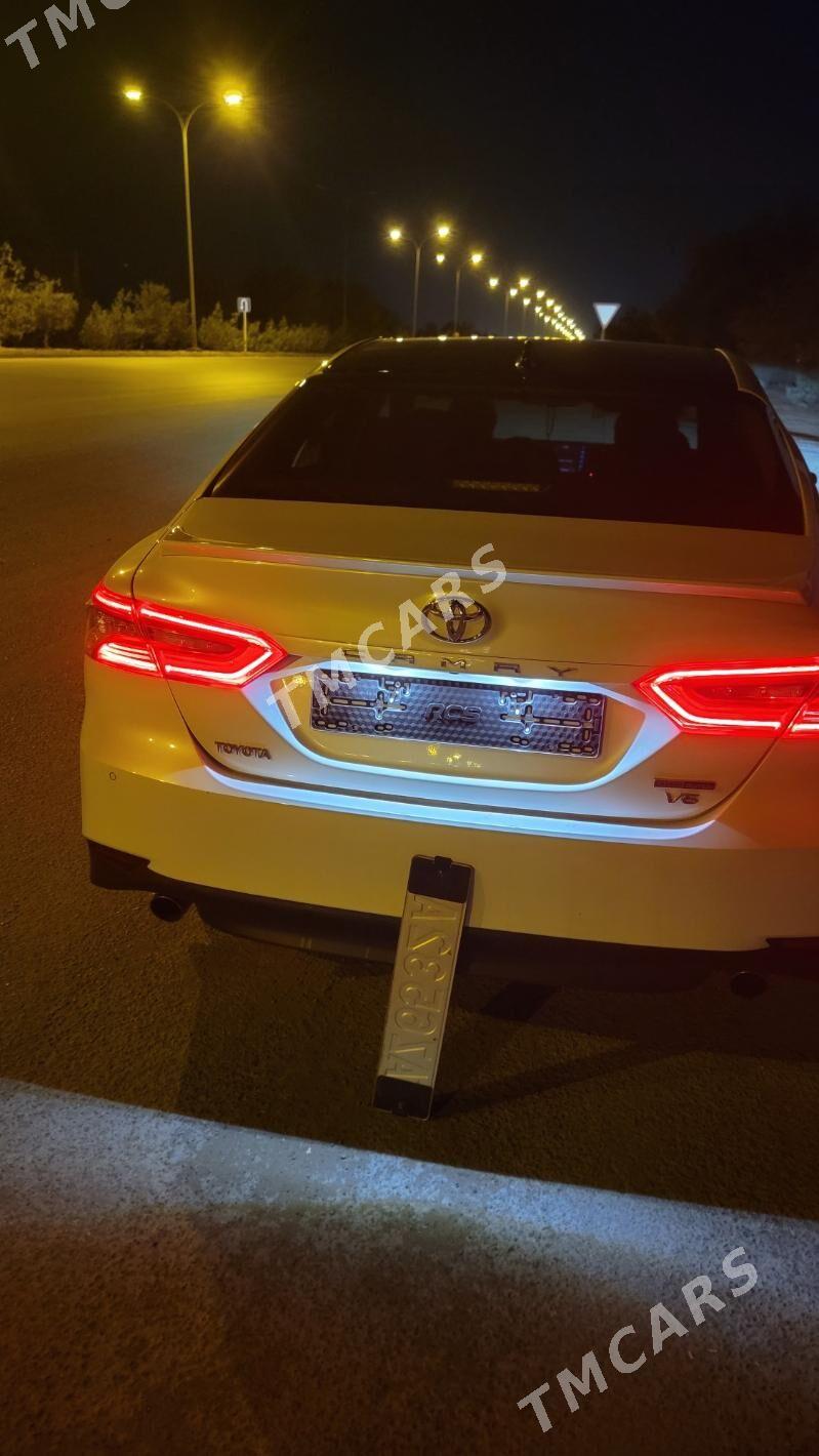 Toyota Camry 2021 - 535 000 TMT - Aşgabat - img 3
