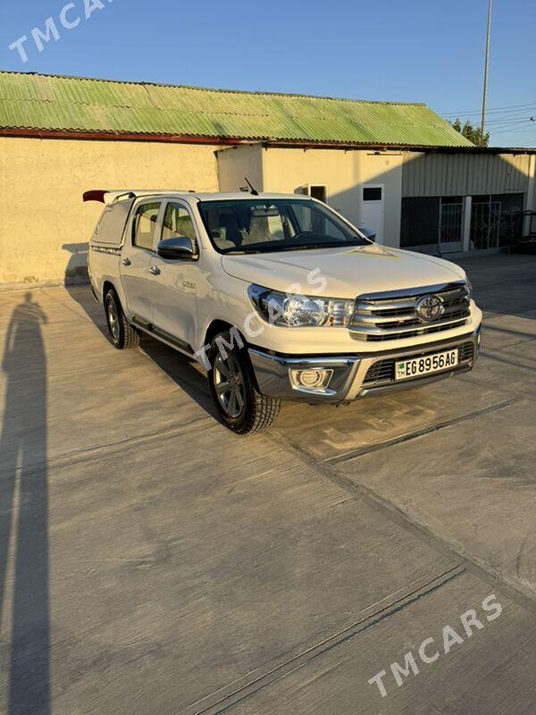 Toyota Hilux 2022 - 478 000 TMT - Aşgabat - img 7