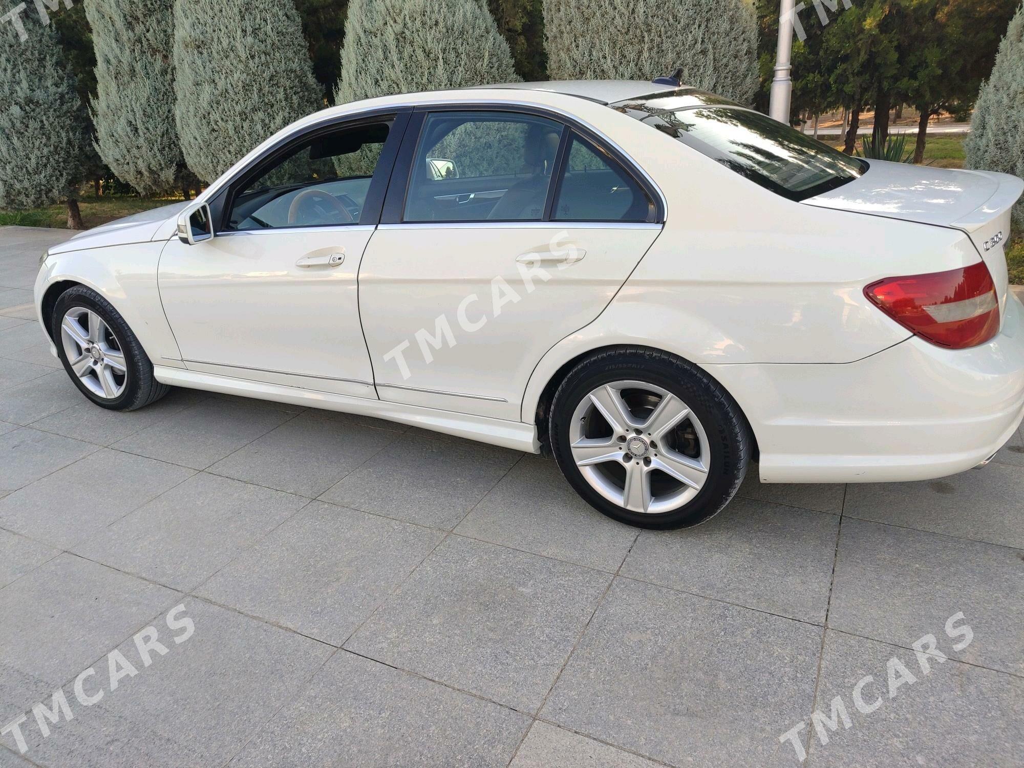 Mercedes-Benz C300 2010 - 160 000 TMT - Ак-Бугдайский этрап - img 5