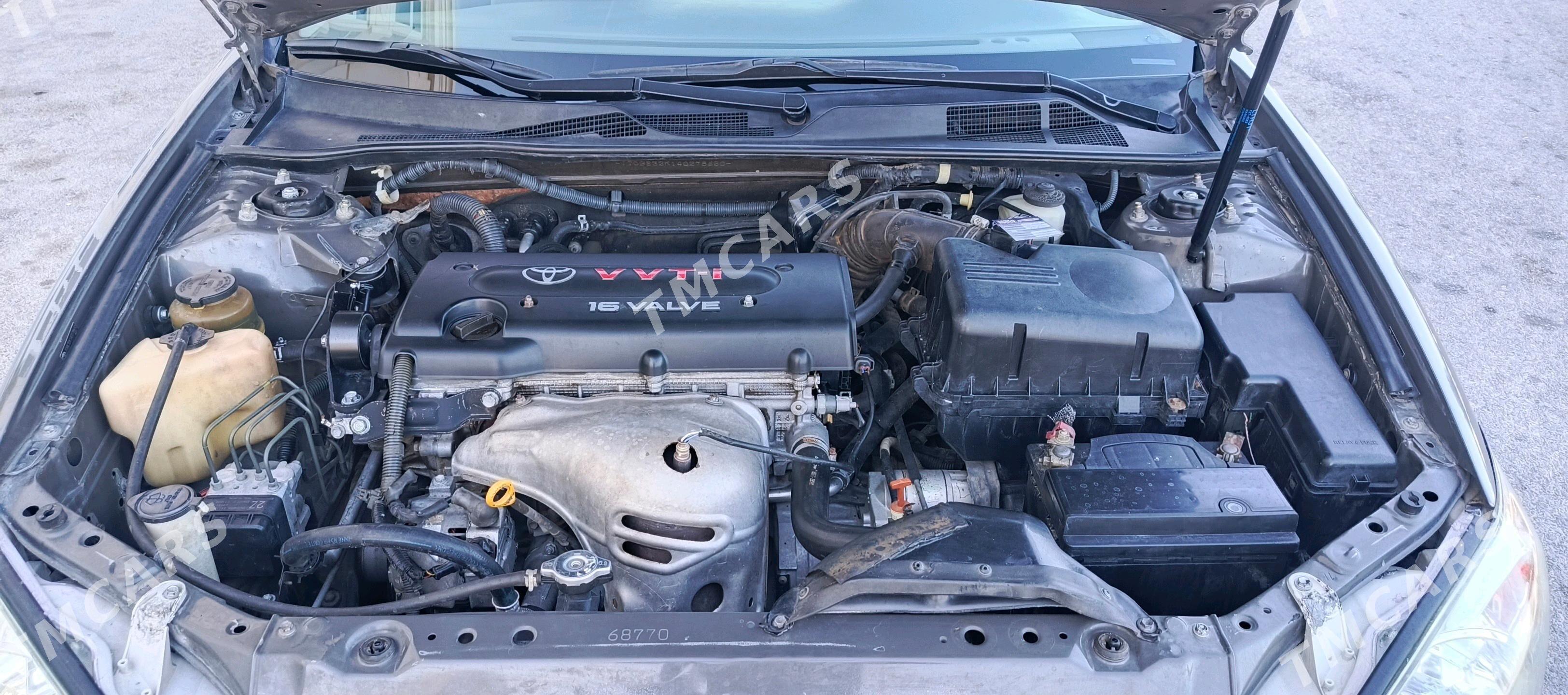 Toyota Camry 2004 - 146 000 TMT - Сакар - img 8