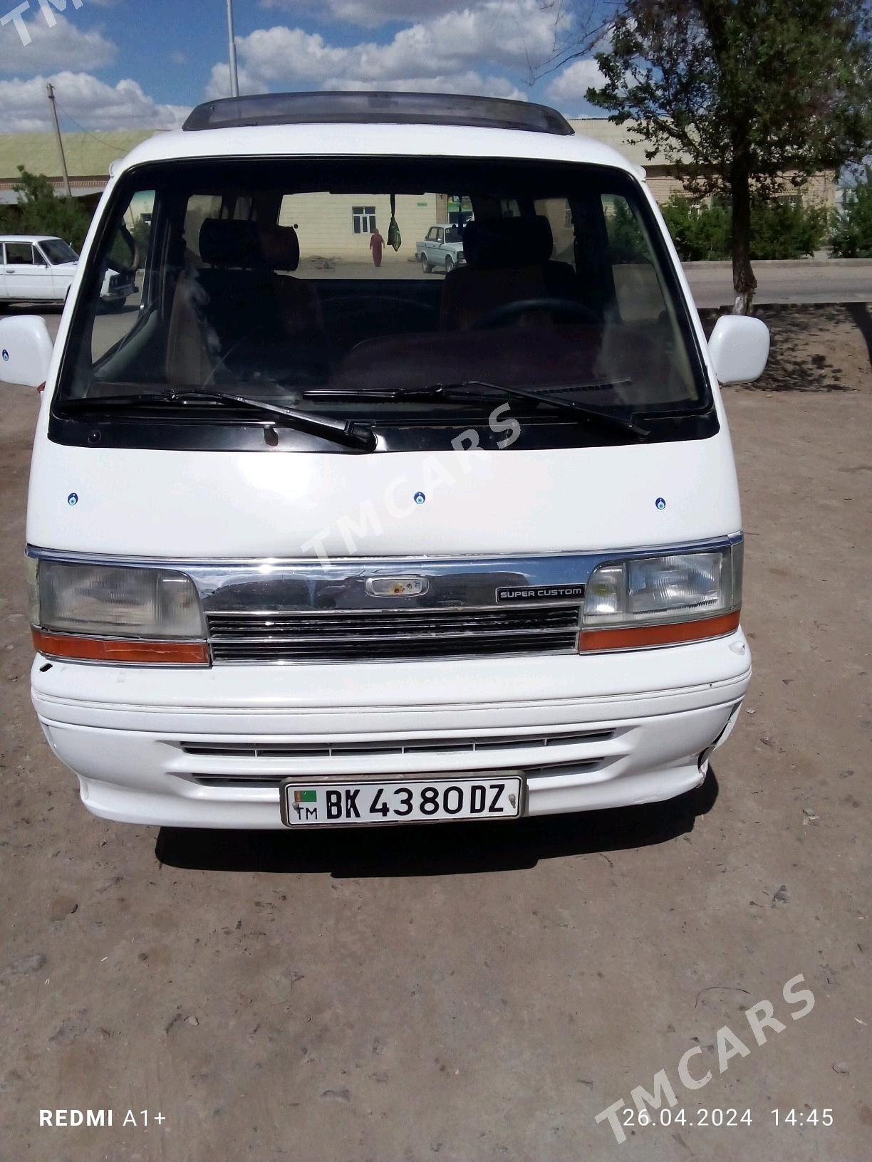 Toyota Hiace 1992 - 55 000 TMT - Boldumsaz - img 1