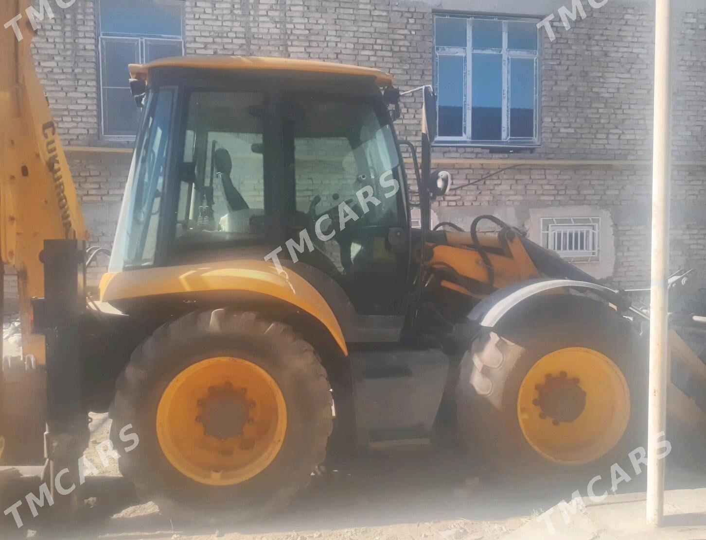 JCB 4CX ECO 2012 - 540 000 TMT - Туркменабат - img 4