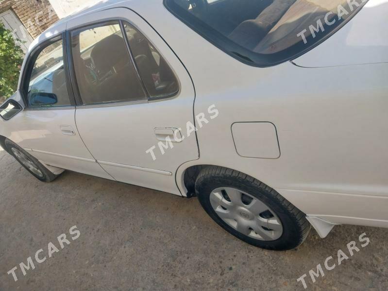 Toyota Camry 1994 - 85 000 TMT - Тагтабазар - img 2