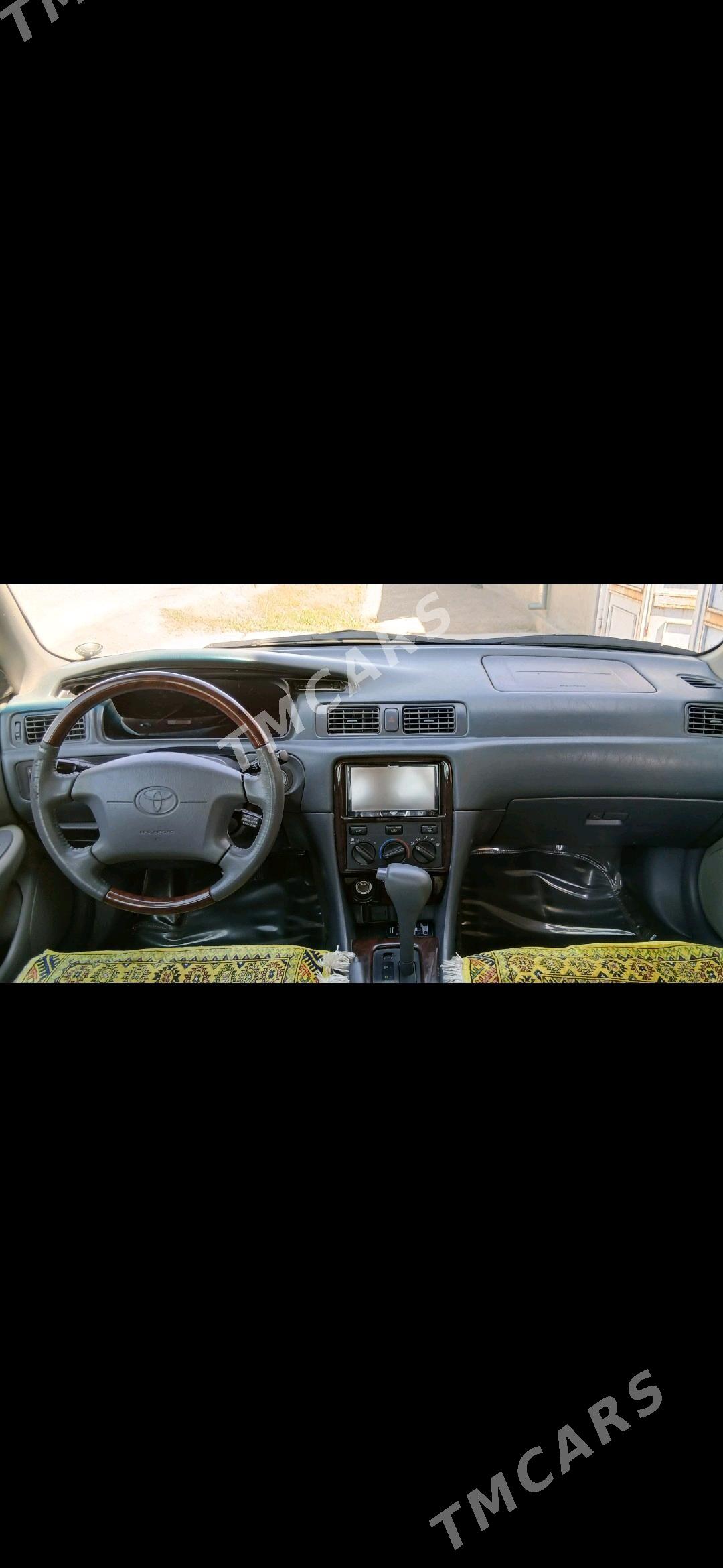 Toyota Camry 2001 - 158 000 TMT - Bäherden - img 4