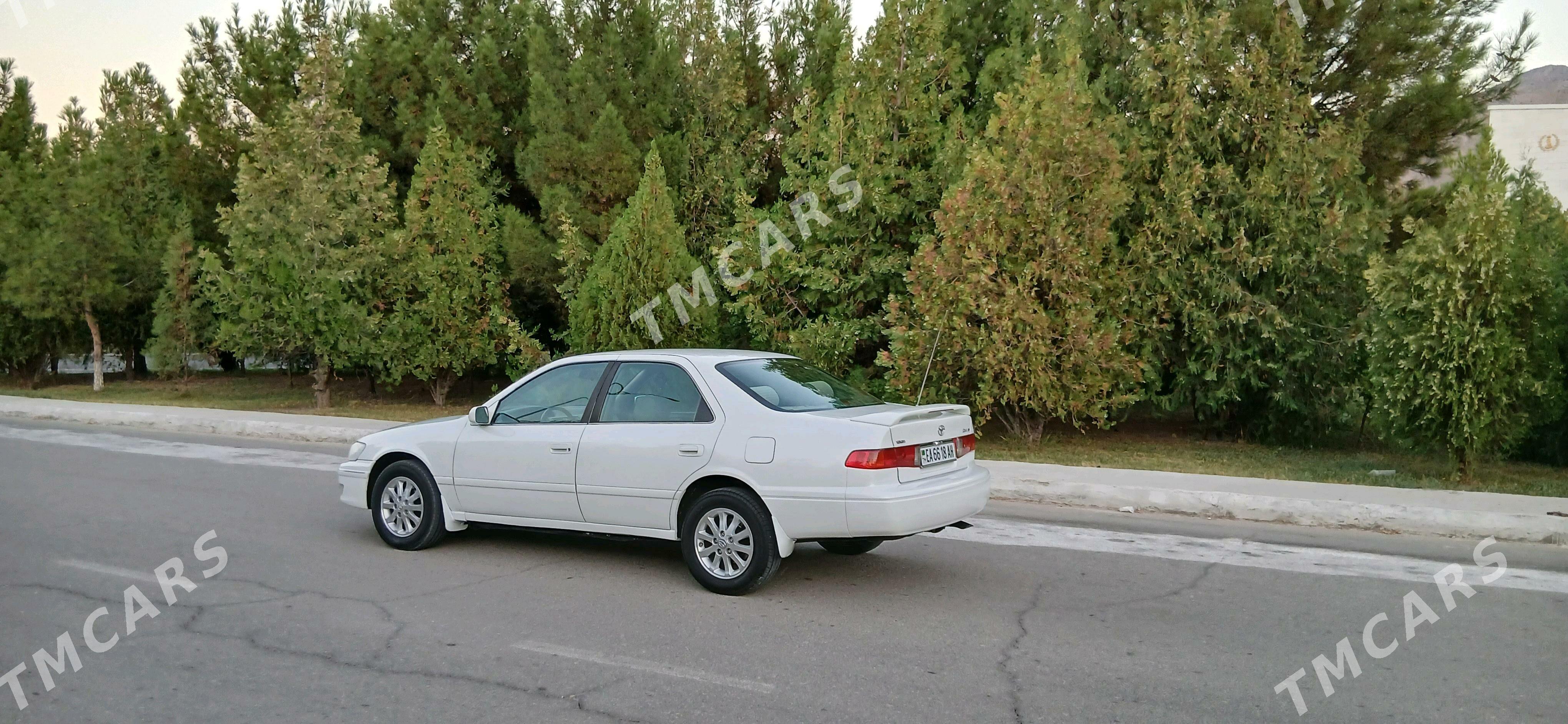 Toyota Camry 2001 - 158 000 TMT - Bäherden - img 6