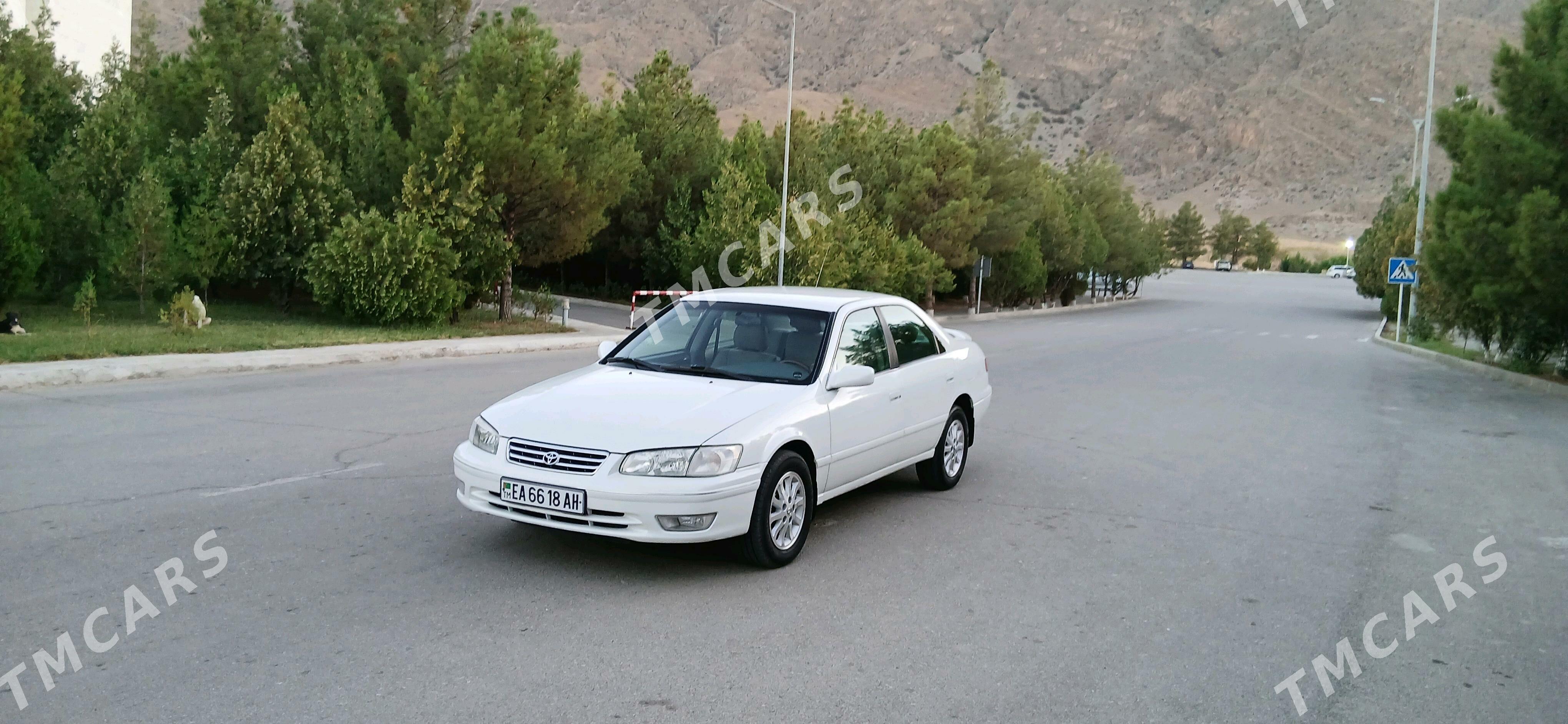 Toyota Camry 2001 - 158 000 TMT - Bäherden - img 5