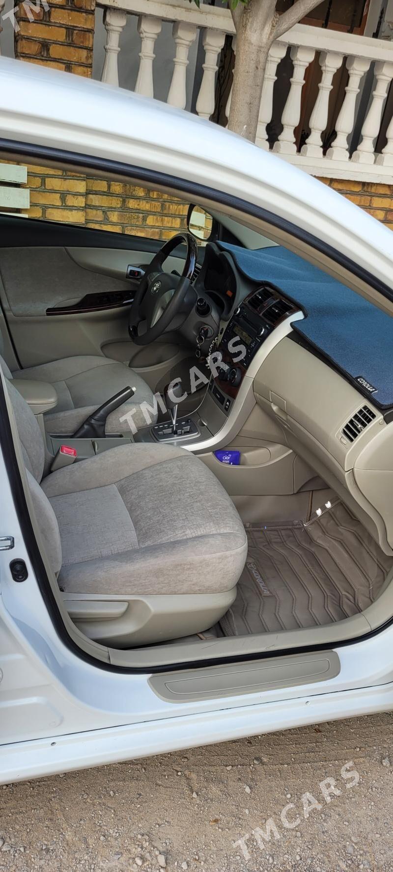 Toyota Corolla 2010 - 145 000 TMT - Балканабат - img 3
