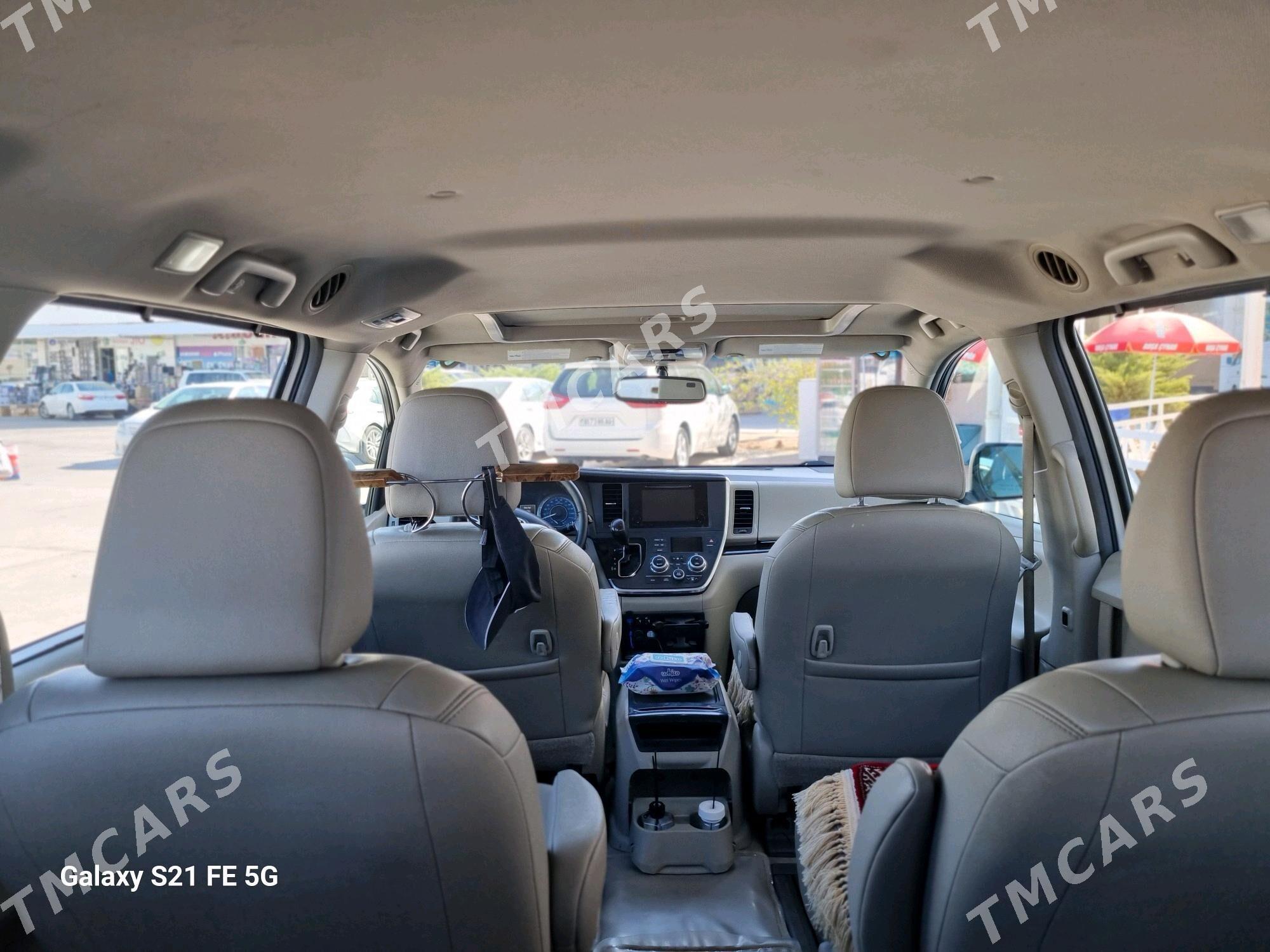 Toyota Sienna 2016 - 385 000 TMT - 10 mkr - img 2