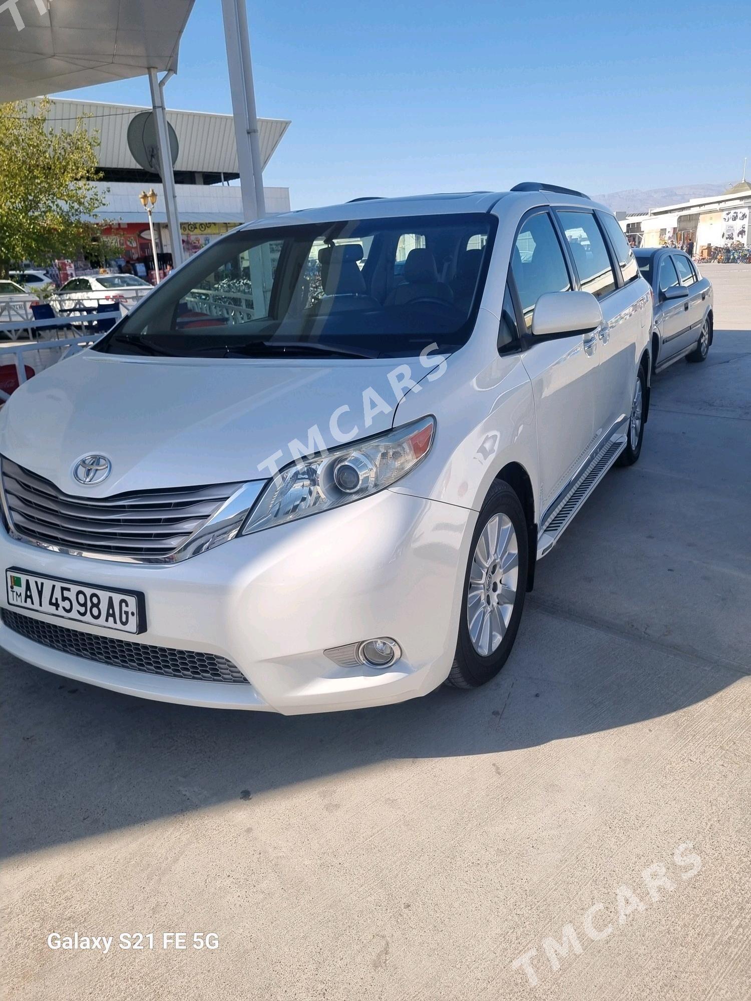 Toyota Sienna 2016 - 385 000 TMT - 10 mkr - img 3