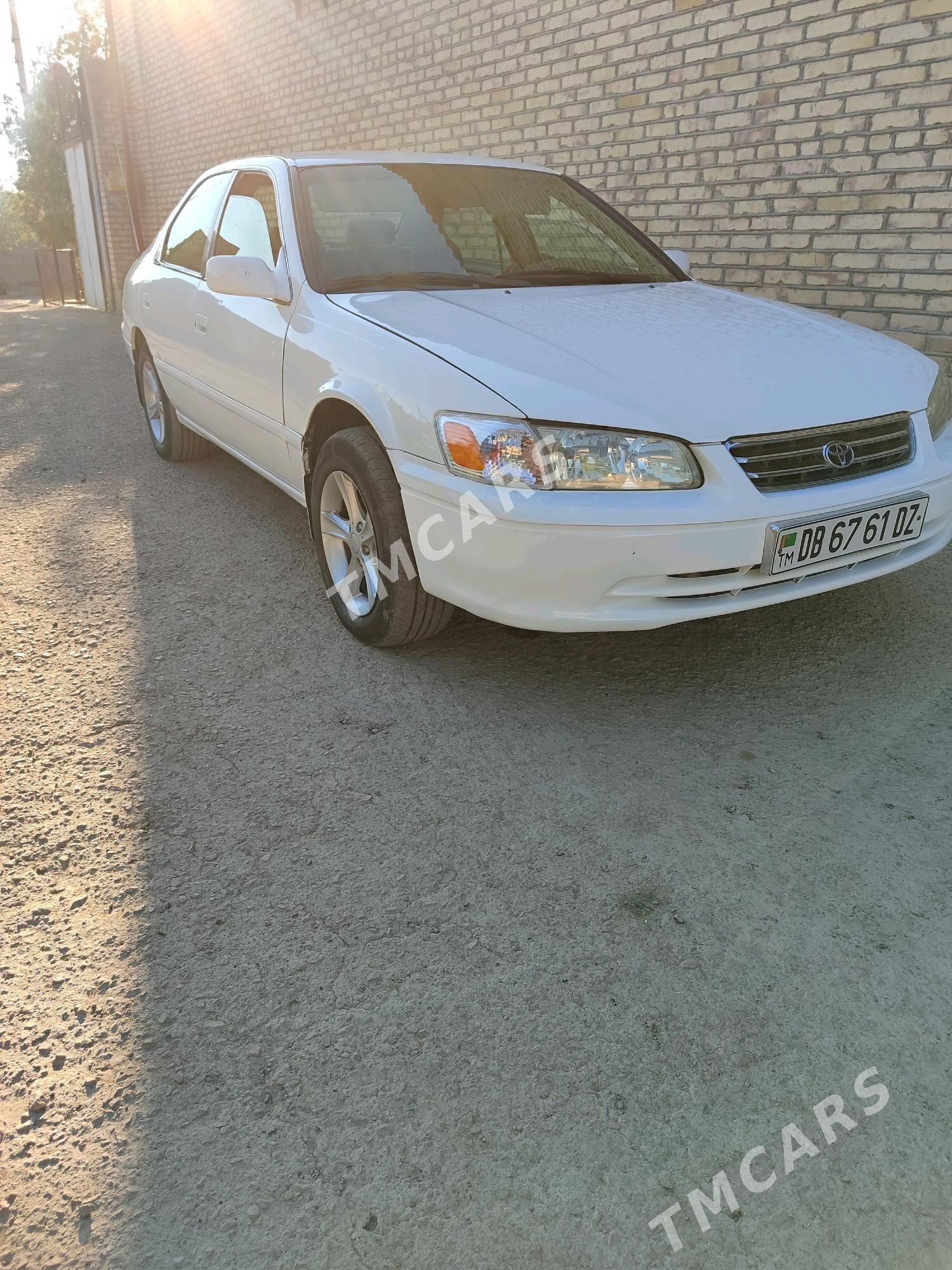 Toyota Camry 2001 - 142 000 TMT - Губадаг - img 4
