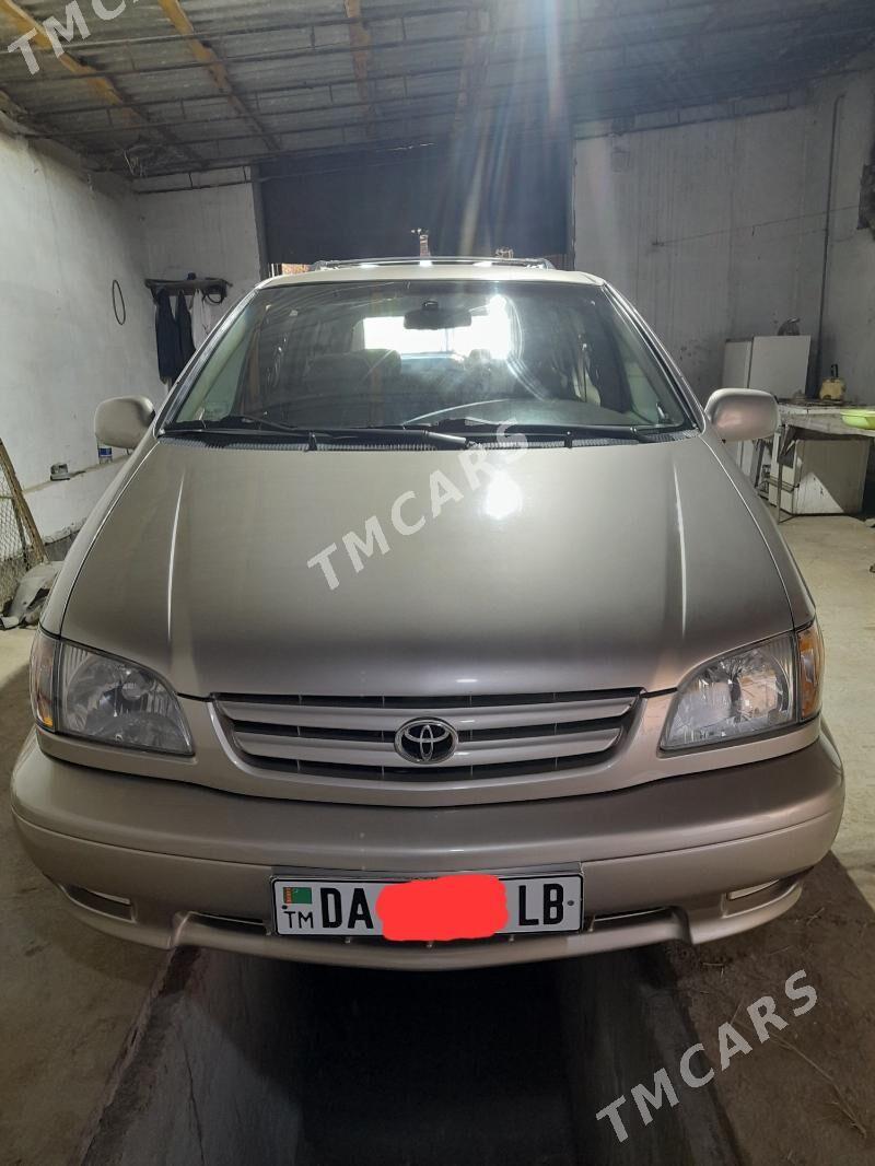 Toyota Sienna 2002 - 185 000 TMT - Türkmenabat - img 3