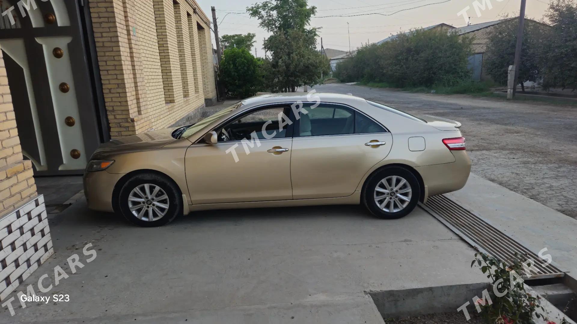 Toyota Camry 2011 - 180 000 TMT - Dänew - img 3