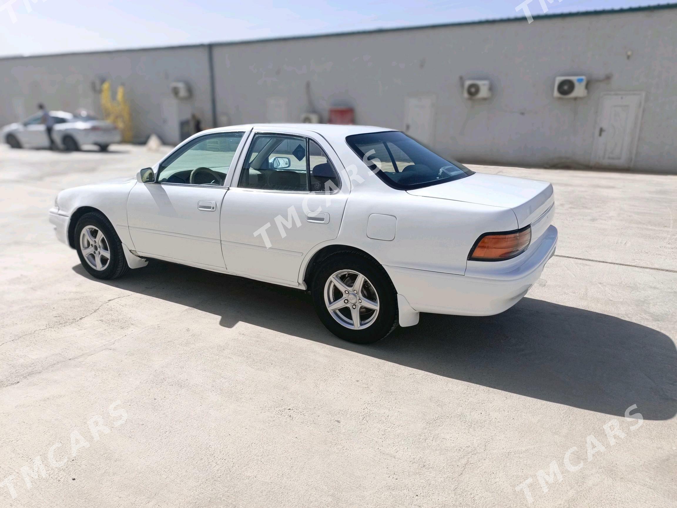 Toyota Camry 1993 - 41 000 TMT - Теджен - img 3