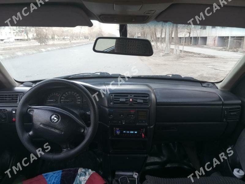 Opel Vectra 1991 - 30 000 TMT - Murgap - img 2