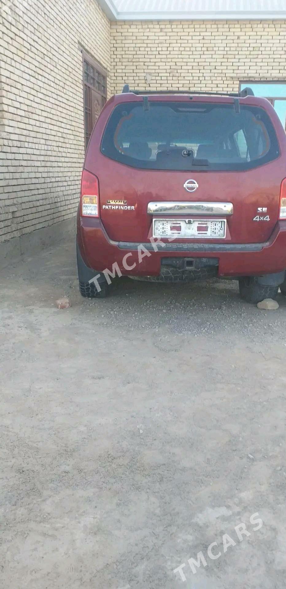 Nissan Pathfinder 2005 - 90 000 TMT - Mary - img 2