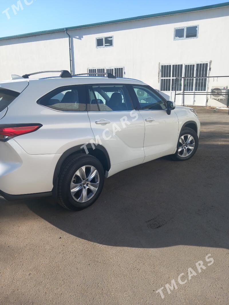 Toyota Highlander 2020 - 640 000 TMT - Бедев - img 4