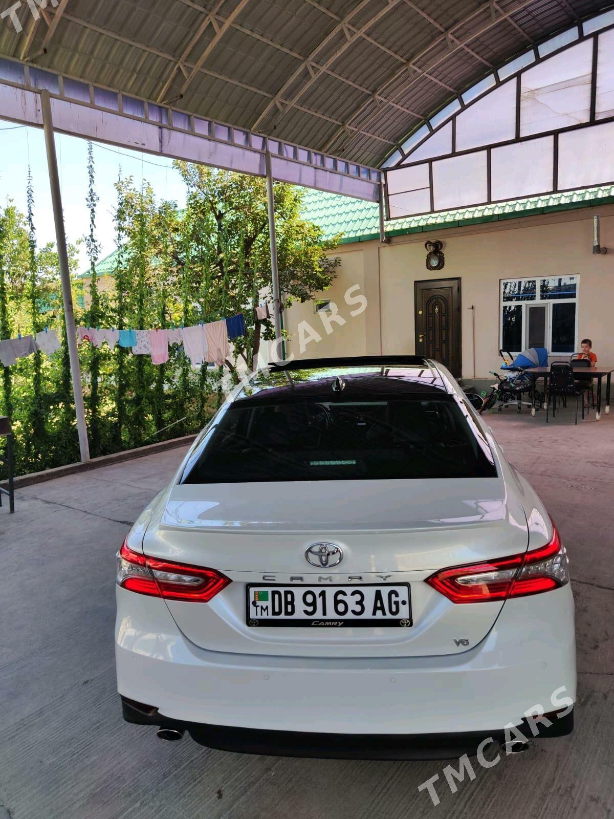 Toyota Camry 2018 - 400 000 TMT - Ашхабад - img 3