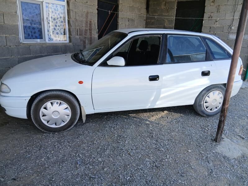 Opel Astra 1995 - 45 000 TMT - Бахарден - img 2