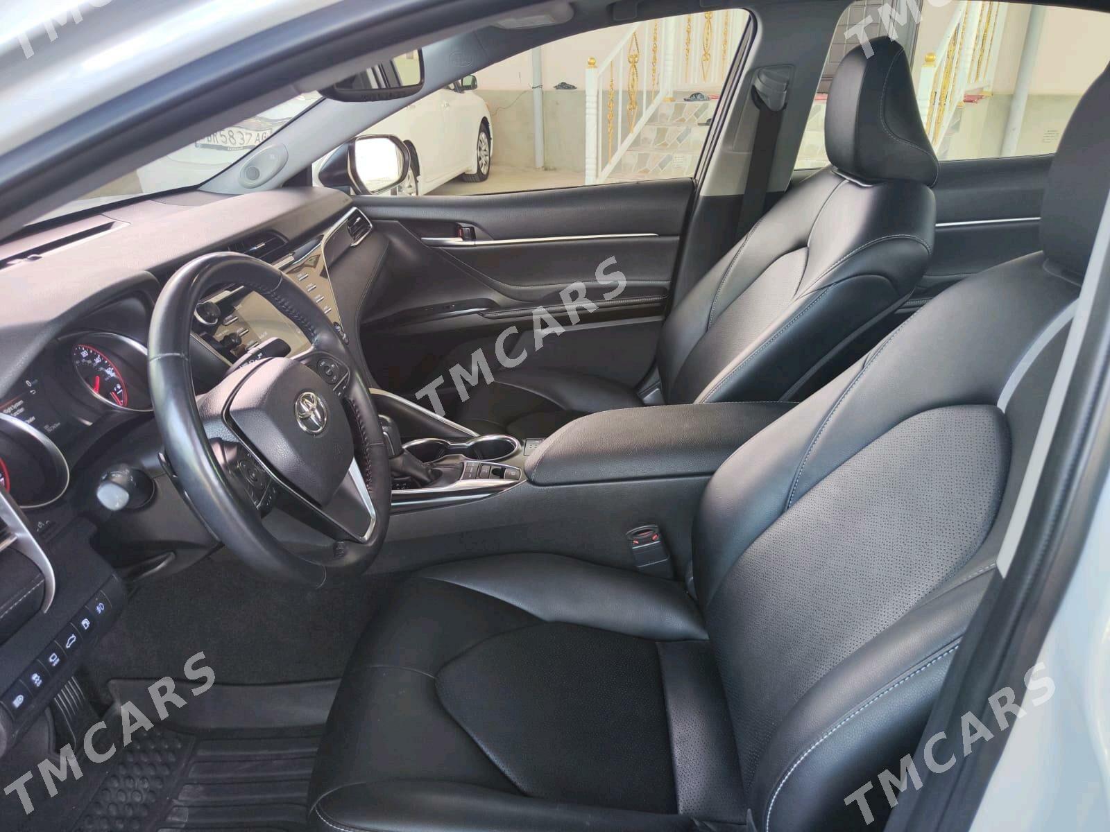 Toyota Camry 2018 - 400 000 TMT - Ашхабад - img 7