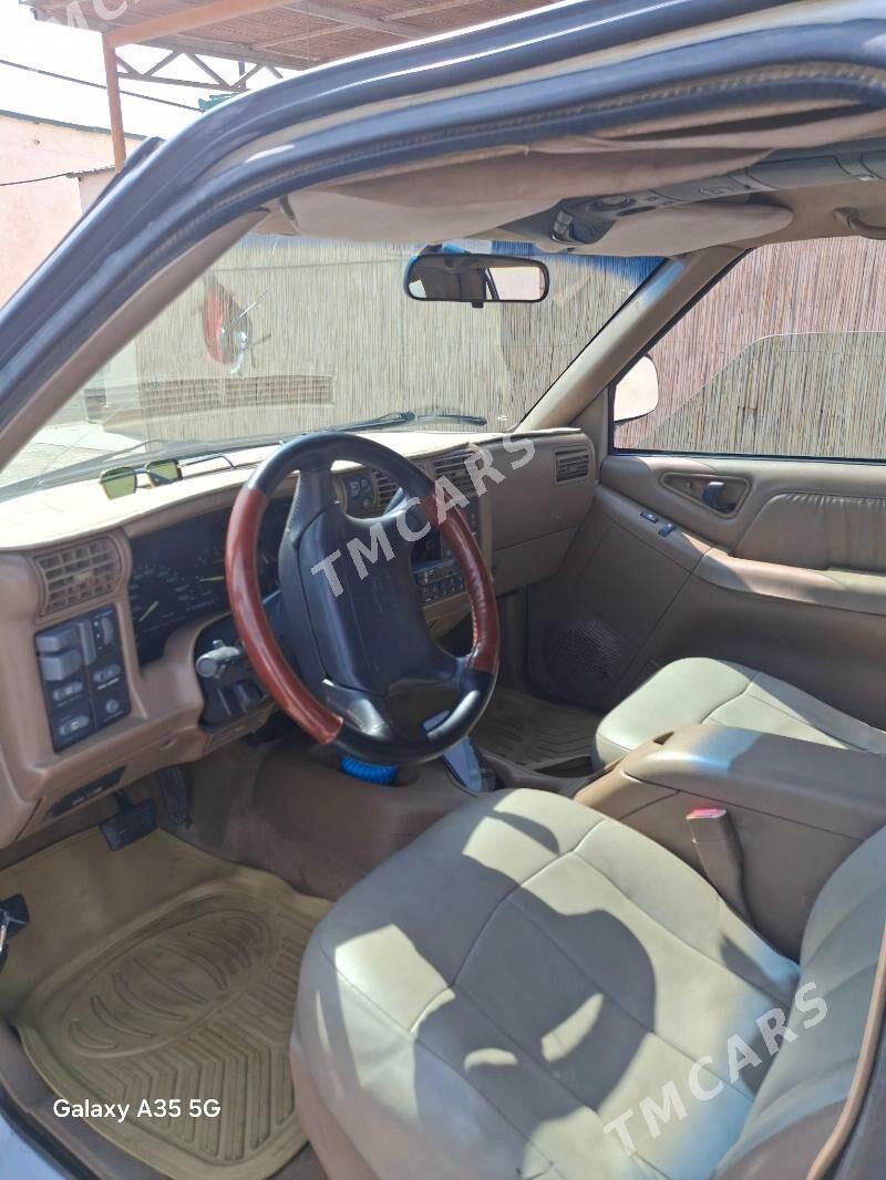 Chevrolet Blazer 1996 - 45 000 TMT - Дашогуз - img 4