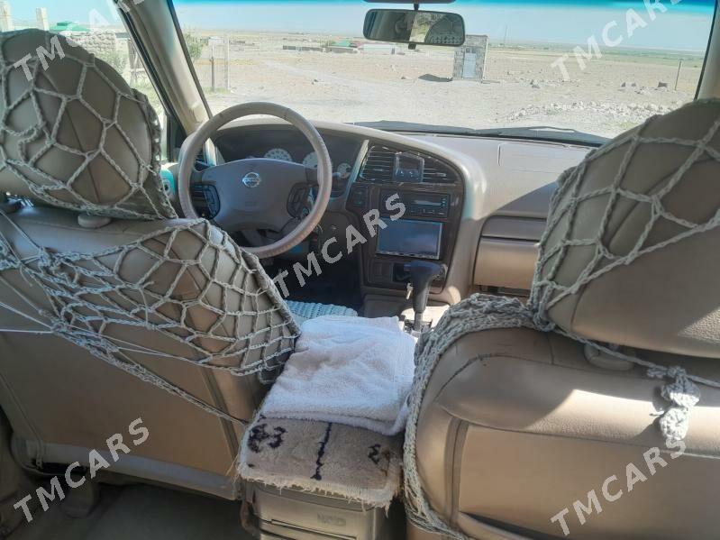 Nissan Pathfinder 2002 - 90 000 TMT - Gyzylarbat - img 4