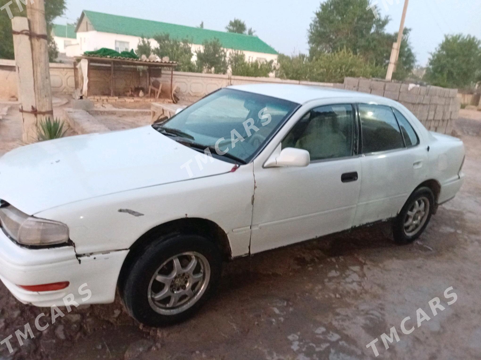 Toyota Camry 1991 - 27 000 TMT - Ýolöten - img 3