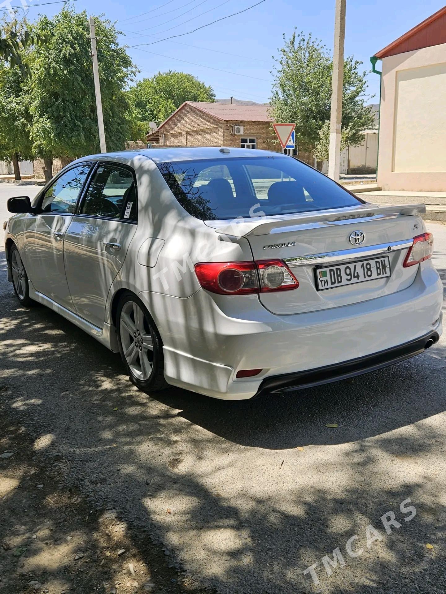Toyota Corolla 2013 - 175 000 TMT - Берекет - img 6