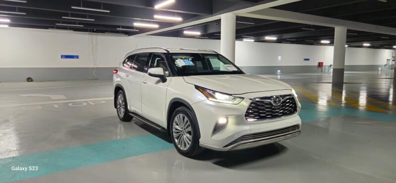 Toyota Highlander 2021 - 775 000 TMT - Ашхабад - img 2