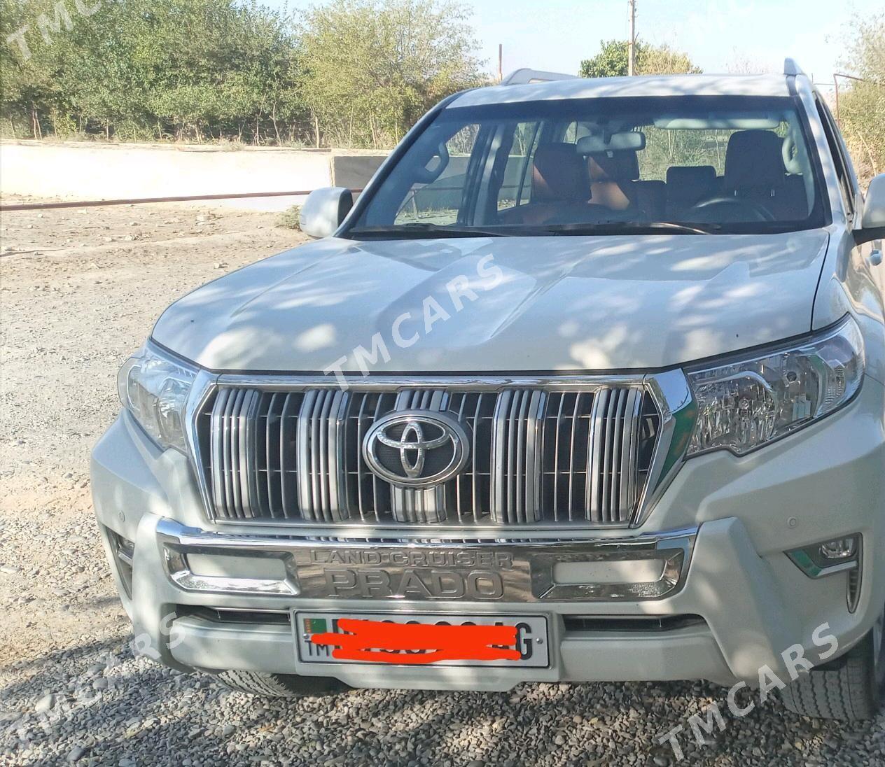 Toyota Land Cruiser Prado 2018 - 830 000 TMT - Ашхабад - img 3