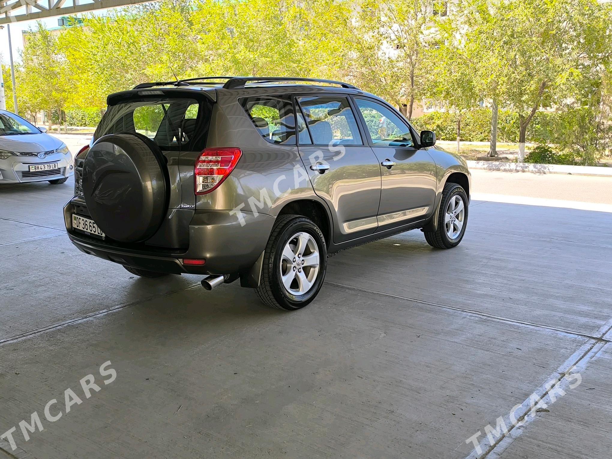 Toyota RAV4 2011 - 195 000 TMT - Туркменабат - img 3