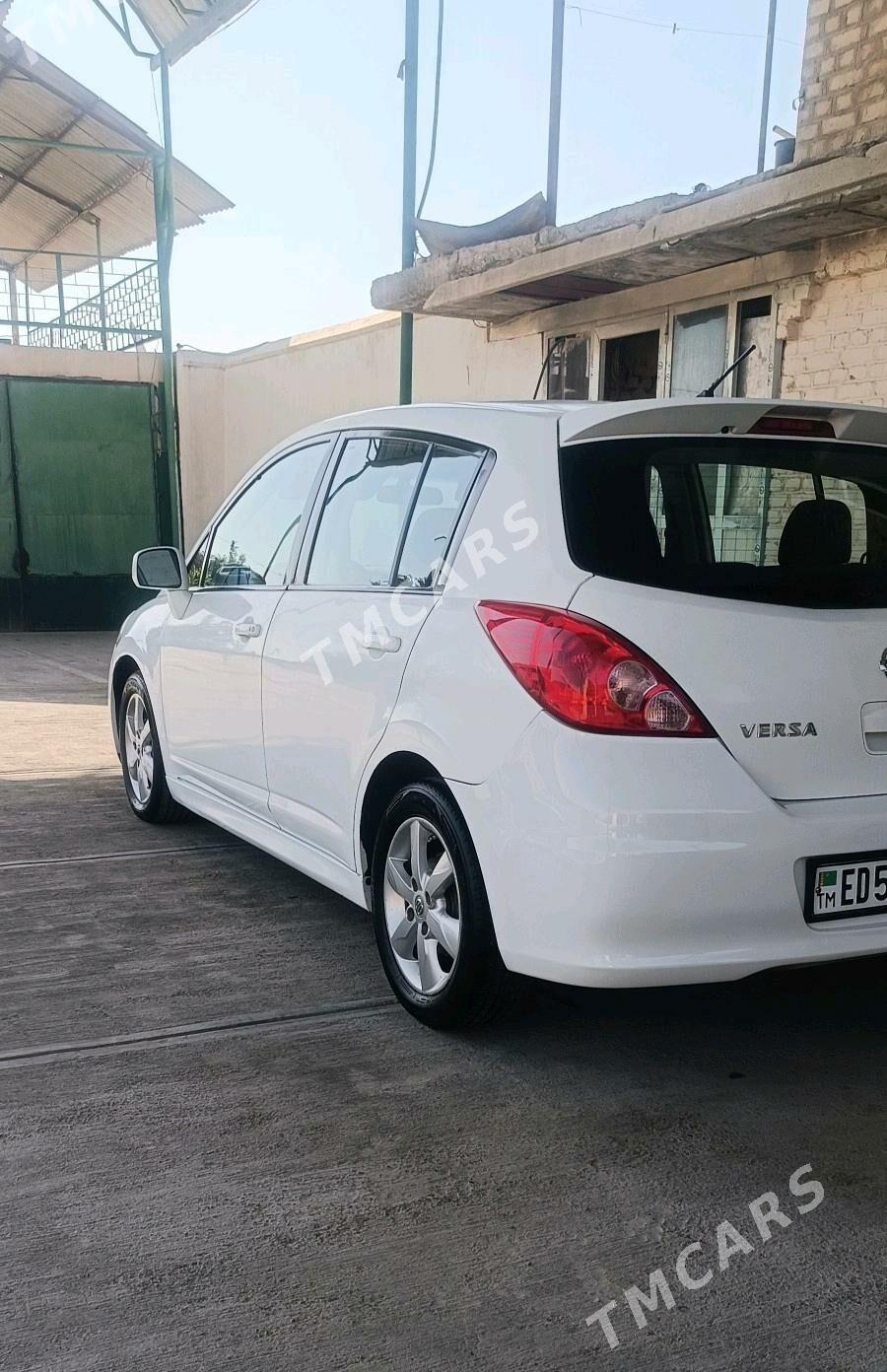 Nissan Versa 2010 - 136 000 TMT - Aşgabat - img 3