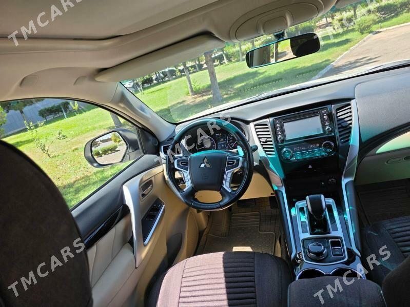 Mitsubishi Montero Sport 2019 - 385 000 TMT - Ашхабад - img 10