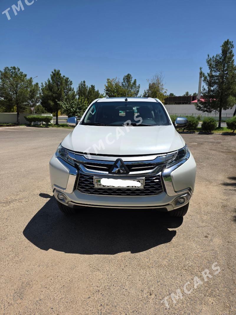 Mitsubishi Montero Sport 2019 - 385 000 TMT - Ашхабад - img 7
