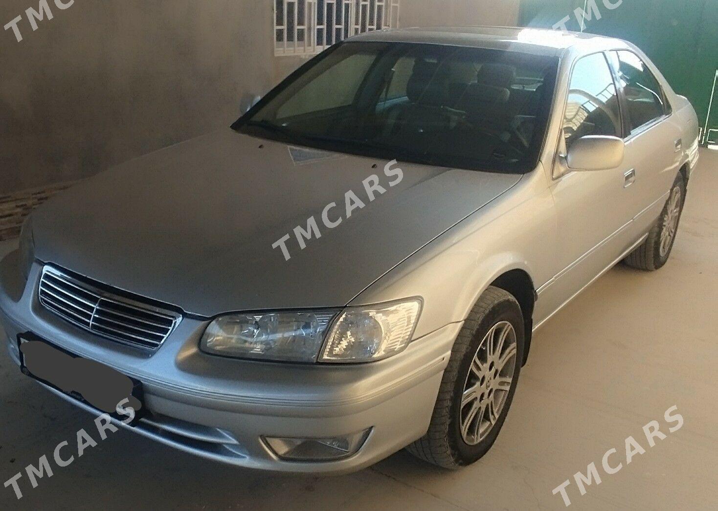 Toyota Camry 2000 - 165 000 TMT - Анев - img 2