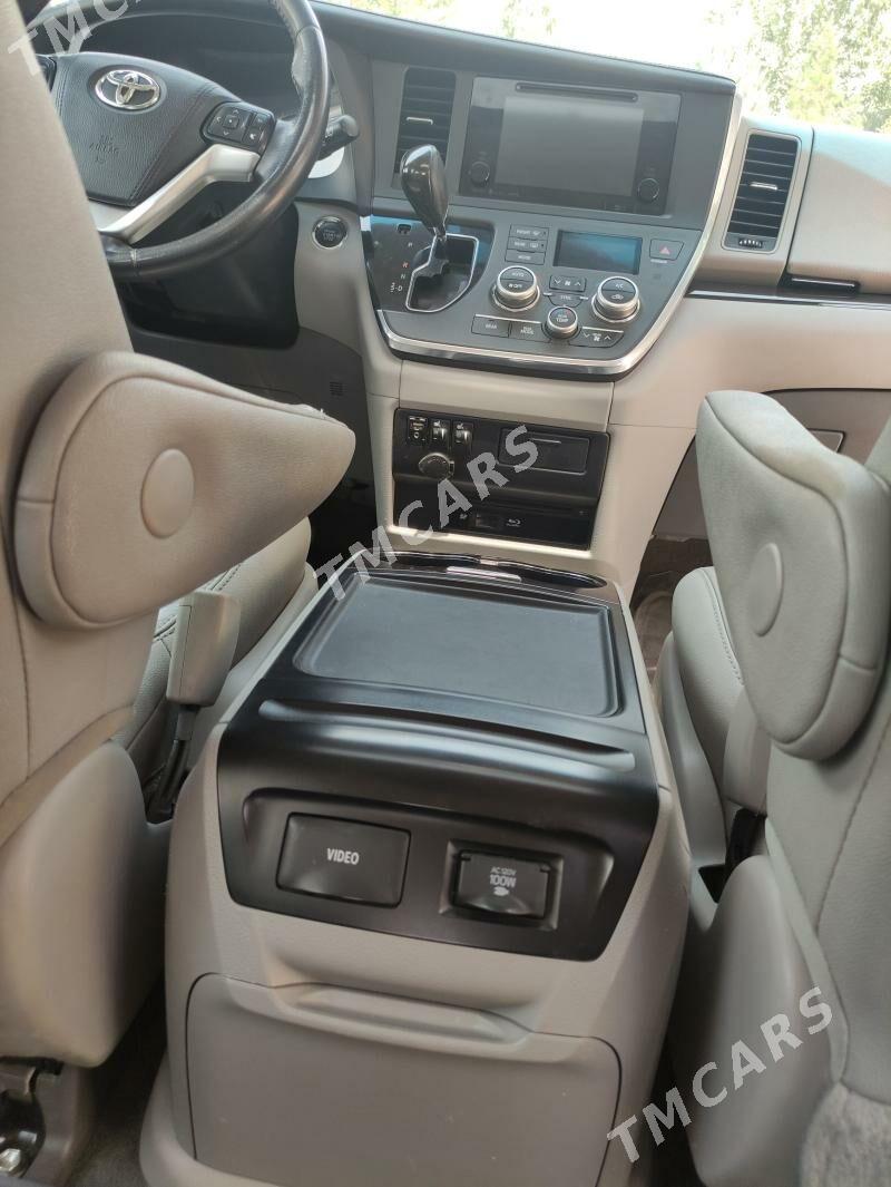 Toyota Sienna 2017 - 511 000 TMT - Ашхабад - img 10