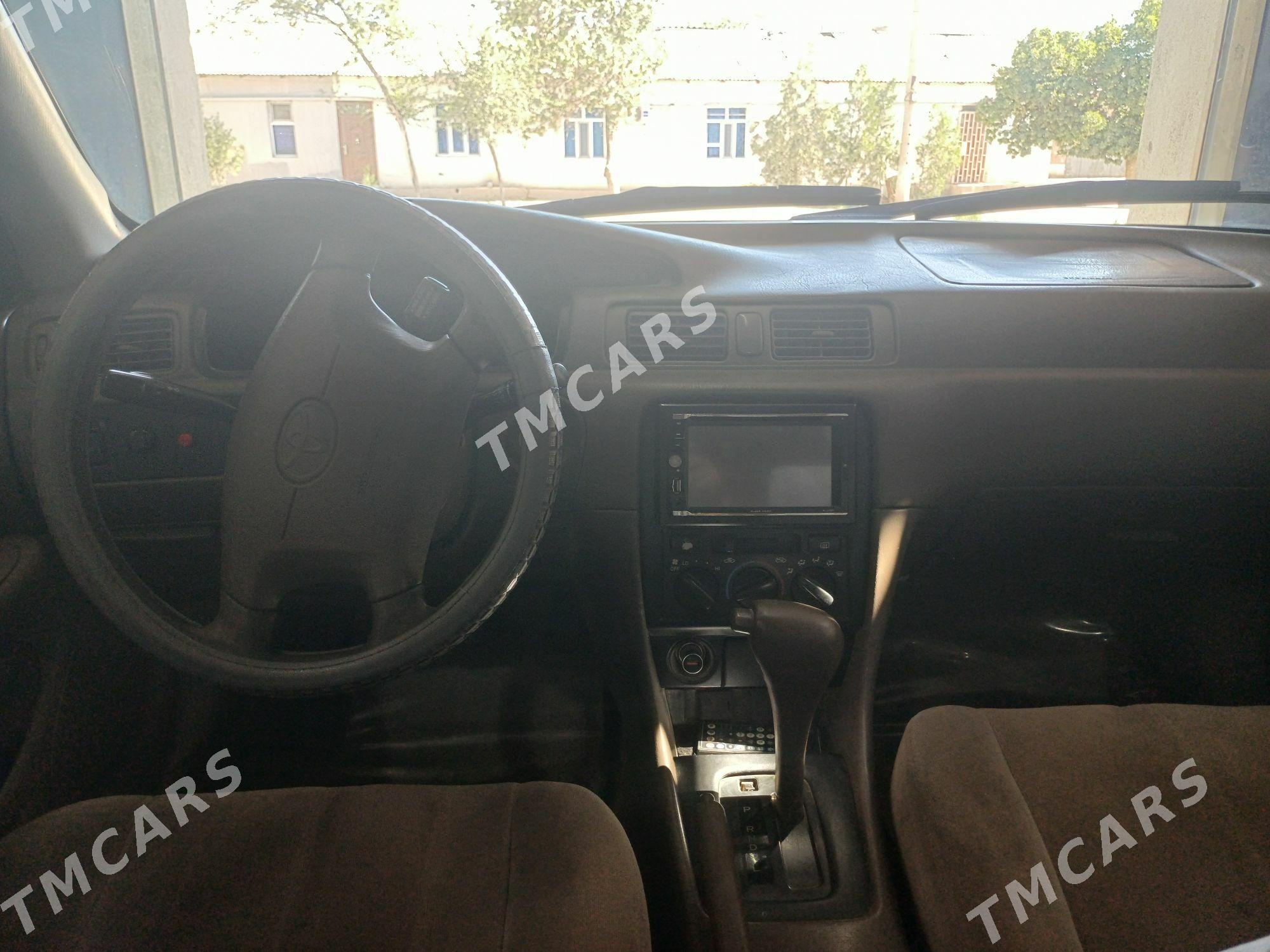 Toyota Camry 1998 - 115 000 TMT - Акдепе - img 4