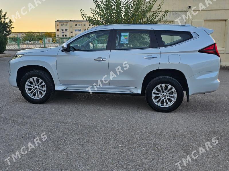Mitsubishi Pajero 2020 - 445 000 TMT - Aşgabat - img 9