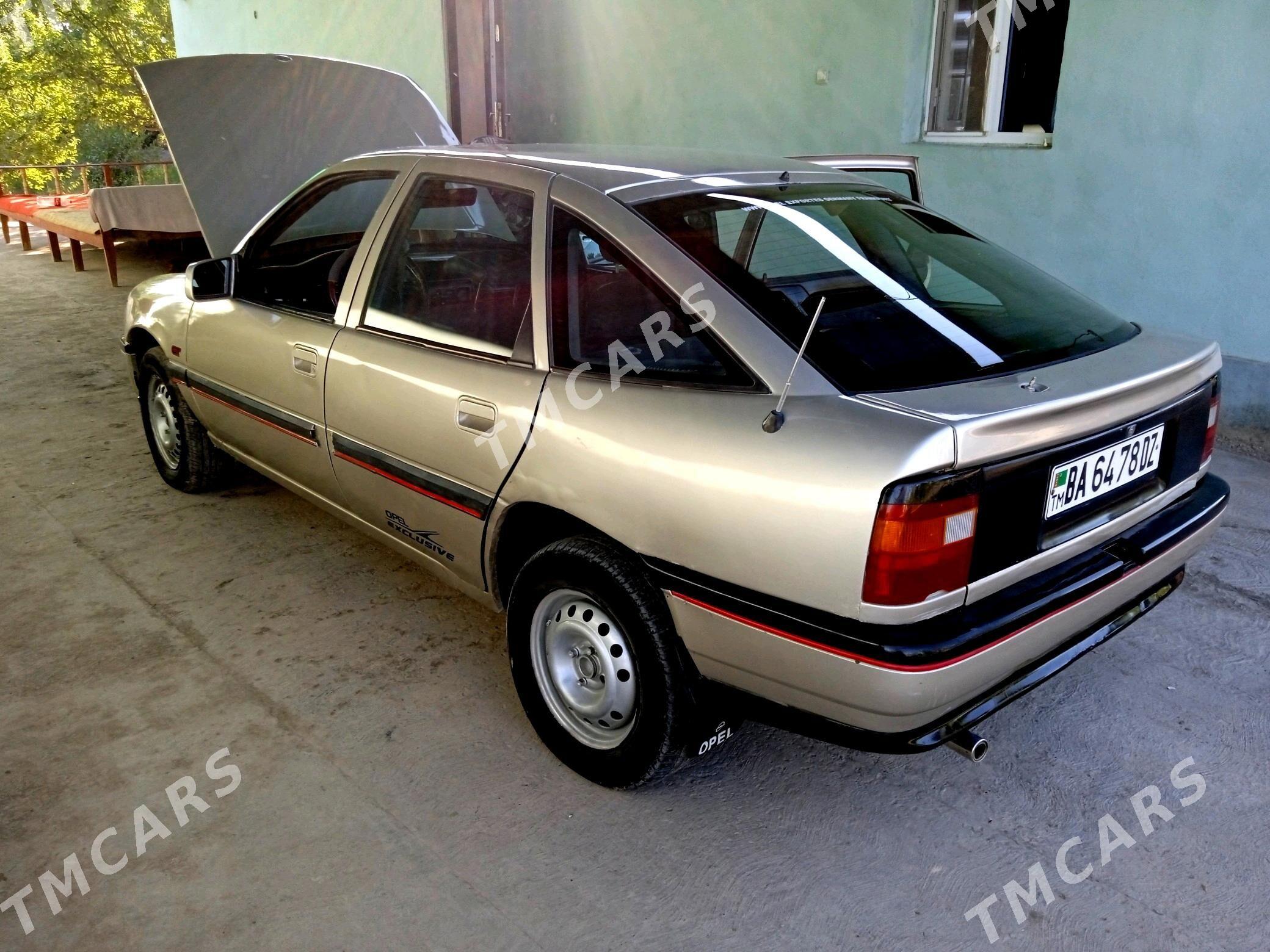 Opel Vectra 1991 - 20 000 TMT - Gubadag - img 4