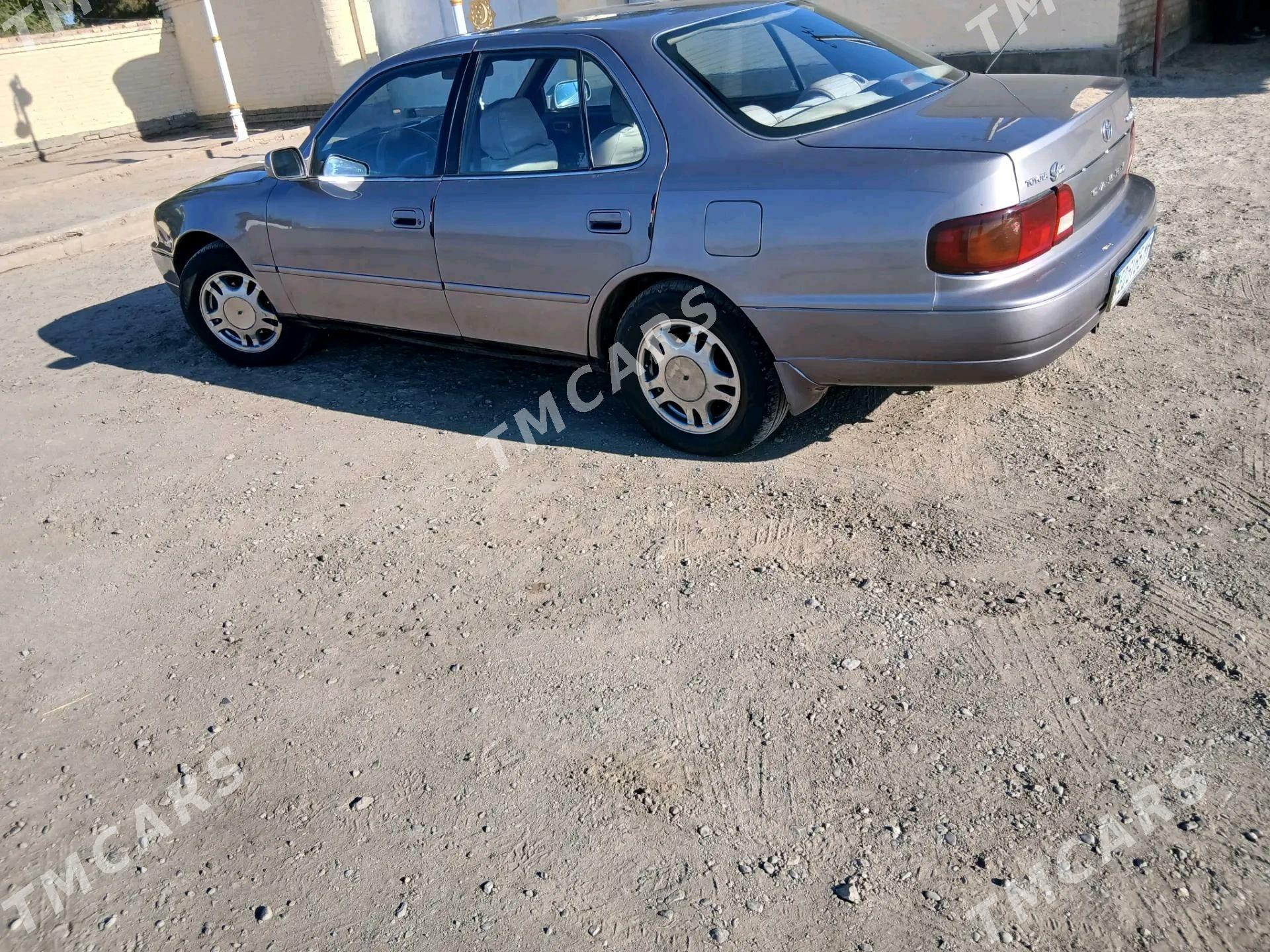 Toyota Camry 1996 - 94 000 TMT - Türkmenabat - img 4
