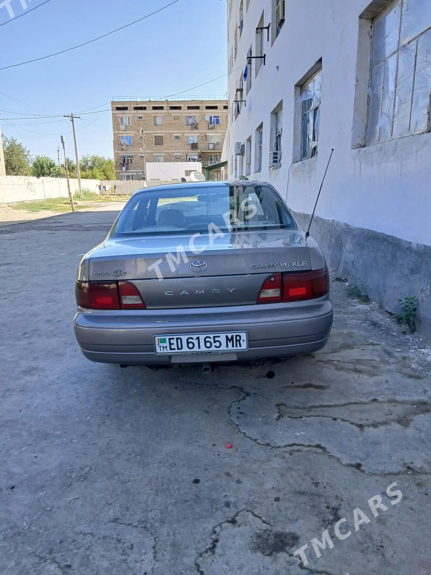 Toyota Camry 1996 - 94 000 TMT - Türkmenabat - img 6