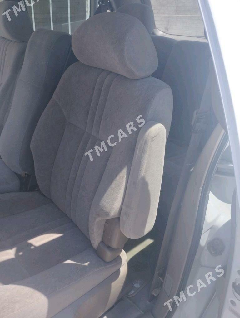 Toyota Sienna 1999 - 148 000 TMT - Gyzylarbat - img 3