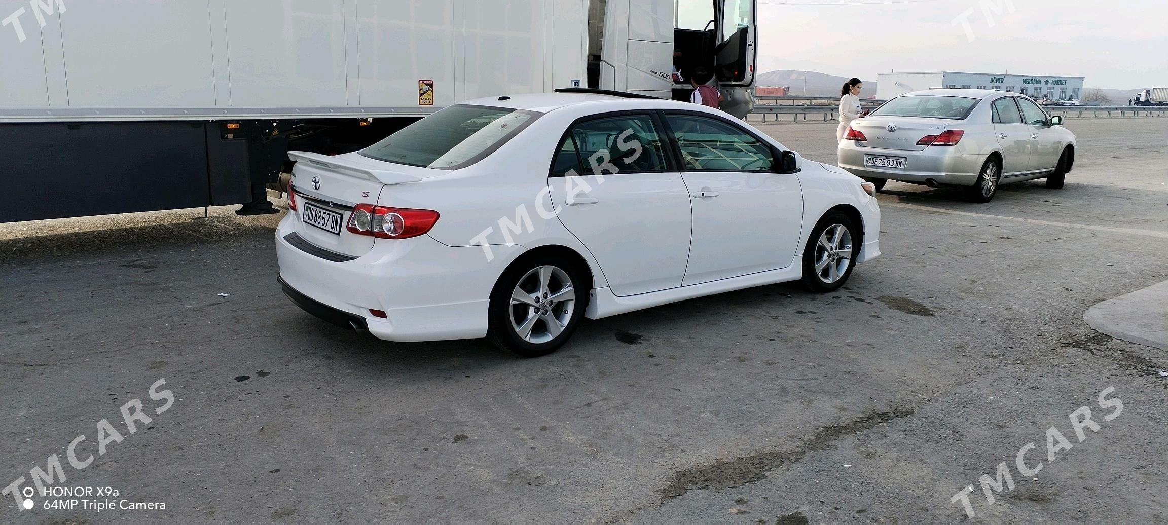 Toyota Corolla 2011 - 220 000 TMT - Балканабат - img 2