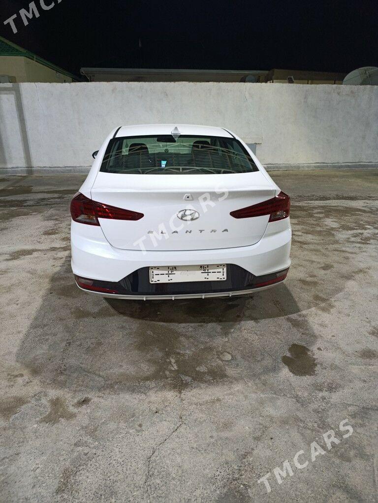 Hyundai Elantra 2020 - 235 000 TMT - Ашхабад - img 4