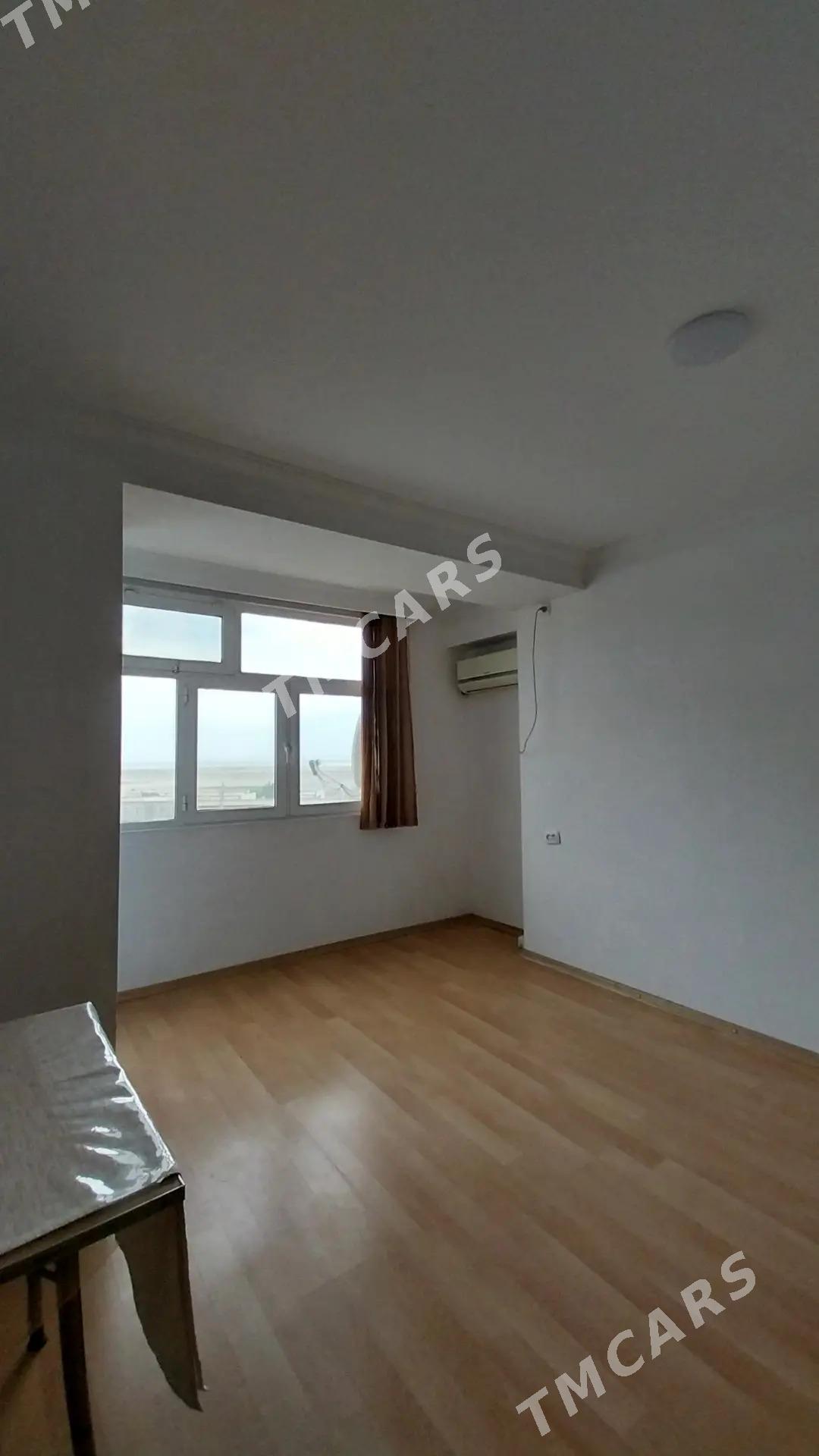 4комн 4этаж Черемушк - Türkmenbaşy - img 4